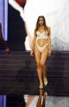 Amsterdam 5 maart 2024
Modeshow Hunkemoller in de westergasfabriek . Oa Loiza lamers loopt mee.
