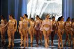 Amsterdam 5 maart 2024
Modeshow Hunkemoller in de westergasfabriek . Oa Loiza lamers loopt mee.
