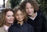 Amsterdam 27 maart 2024
Boekpresentatie Nino Wilkes in boom boom Chicago. Irene Avogadri met zoons