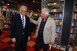 Rotterdam 1 maart 2024
Boekpresntatie Jaap v Deurzen bij boekenwinkel Donner in Rotterdam. Jaap v Deurzen met burgemeester Aboutaleb van Rotterdam