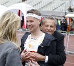 Amsterdam 16 maart 2024
Radio 538 run tbv het Prinses Maxima Centrum in het Olympisch stadion. Oa aanwezig 
Jeroen v Veen met vader Bas Smit