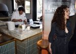 Amsterdam 19 maart 2024
Boekpresentatie Angelique Woudenberg in restaurant Breda. Katja Schuurman met op achtergrond haar ex Freek v Noordwijk