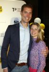 Den Bosch 23 maart 2024
Premiere ver van je bed in theater de Parade. Maarten v d Weijden met zijn vrouw