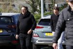 Hoogwoud 29 maart 2024
Marco Borsato en een vriend bij tuincentrum de Boet . Marco ging daar naartoe in zijn porsche Taycan.