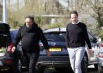 Hoogwoud 29 maart 2024
Marco Borsato en een vriend bij tuincentrum de Boet . Marco ging daar naartoe in zijn porsche Taycan.