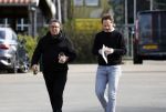 Hoogwoud 29 maart 2024
Marco Borsato en een vriend bij tuincentrum de Boet . Marco ging daar naartoe in zijn porsche Taycan.