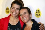Den Bosch 23 maart 2024
Premiere ver van je bed in theater de Parade. Nicolien Sauerbreij met zus
