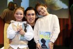 Amsterdam 27 maart 2024
Boekpresentatie Nino Wilkes in boom boom Chicago. Nino Wilkes met zusje Jade en ...