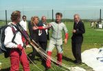 De Cocksdorp Texel, 13 Juni 1997
Opening van de eerste 9 hole Golfbaan de Texelse door Guus Hiddink die met een parachute naar beneden kwam en de opening verrichte