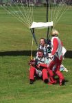 De Cocksdorp Texel, 13 Juni 1997
Opening van de eerste 9 hole Golfbaan de Texelse door Guus Hiddink die met een parachute naar beneden kwam en de opening verrichte