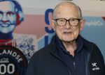 Heerenveen 24 maaart 2024
De hollandse 100 wordt dit jaar gereden in Thyalf . Aanwezig oa Prins Bernhard Prinses Annette Samuel v Vollenhoven Benjamin v Vollenhoven Prinses Margriet Mr Pieter v Vollenhoven Prins Maurits Lucas v Vollenhoven en  Prins Pieter Christiaan . Verder aanwezig Simon Keizer Bas Muijs (en vrouw) Marianne Timmer Benjamin Aslan Joy Beune Eduard Schaepman met zijn zoon en Rob Kamphues met vriendin.