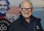 Heerenveen 24 maaart 2024
De hollandse 100 wordt dit jaar gereden in Thyalf . Aanwezig oa Prins Bernhard Prinses Annette Samuel v Vollenhoven Benjamin v Vollenhoven Prinses Margriet Mr Pieter v Vollenhoven Prins Maurits Lucas v Vollenhoven en  Prins Pieter Christiaan . Verder aanwezig Simon Keizer Bas Muijs (en vrouw) Marianne Timmer Benjamin Aslan Joy Beune Eduard Schaepman met zijn zoon en Rob Kamphues met vriendin.