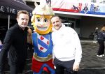 Heerenveen 24 maaart 2024
De hollandse 100 wordt dit jaar gereden in Thyalf . Aanwezig oa Prins Bernhard Prinses Annette Samuel v Vollenhoven Benjamin v Vollenhoven Prinses Margriet Mr Pieter v Vollenhoven Prins Maurits Lucas v Vollenhoven en  Prins Pieter Christiaan . Verder aanwezig Simon Keizer Bas Muijs (en vrouw) Marianne Timmer Benjamin Aslan Joy Beune Eduard Schaepman met zijn zoon en Rob Kamphues met vriendin.