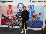 Heerenveen 24 maaart 2024
De hollandse 100 wordt dit jaar gereden in Thyalf . Aanwezig oa Prins Bernhard Prinses Annette Samuel v Vollenhoven Benjamin v Vollenhoven Prinses Margriet Mr Pieter v Vollenhoven Prins Maurits Lucas v Vollenhoven en  Prins Pieter Christiaan . Verder aanwezig Simon Keizer Bas Muijs (en vrouw) Marianne Timmer Benjamin Aslan Joy Beune Eduard Schaepman met zijn zoon en Rob Kamphues met vriendin.