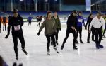 Heerenveen 24 maaart 2024
De hollandse 100 wordt dit jaar gereden in Thyalf . Aanwezig oa Prins Bernhard Prinses Annette Samuel v Vollenhoven Benjamin v Vollenhoven Prinses Margriet Mr Pieter v Vollenhoven Prins Maurits Lucas v Vollenhoven en  Prins Pieter Christiaan . Verder aanwezig Simon Keizer Bas Muijs (en vrouw) Marianne Timmer Benjamin Aslan Joy Beune Eduard Schaepman met zijn zoon en Rob Kamphues met vriendin.