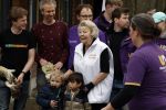 Utrecht 15 maart 2024
 Prinses Beatrix doet vrijwilligerswerk in een stadsboerderij tijdens de twintigste editie van NLdoet, de grootste vrijwilligersactie van Nederland