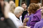 Utrecht 15 maart 2024
 Prinses Beatrix doet vrijwilligerswerk in een stadsboerderij tijdens de twintigste editie van NLdoet, de grootste vrijwilligersactie van Nederland
