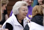 Utrecht 15 maart 2024
 Prinses Beatrix doet vrijwilligerswerk in een stadsboerderij tijdens de twintigste editie van NLdoet, de grootste vrijwilligersactie van Nederland