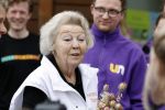 Utrecht 15 maart 2024
 Prinses Beatrix doet vrijwilligerswerk in een stadsboerderij tijdens de twintigste editie van NLdoet, de grootste vrijwilligersactie van Nederland
