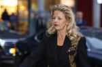 Den Haag 13 maart 2024
Uitreiking Prins Friso prijs op universiteit van Den Haag . Aanwezig burgemeester Jan v Zanen Prinses Beatrix Prinses Mabel en haar moeder.