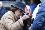 Heerenveen 24 maaart 2024
De hollandse 100 wordt dit jaar gereden in Thyalf . Aanwezig oa Prins Bernhard Prinses Annette Samuel v Vollenhoven Benjamin v Vollenhoven Prinses Margriet Mr Pieter v Vollenhoven Prins Maurits Lucas v Vollenhoven en  Prins Pieter Christiaan . Verder aanwezig Simon Keizer Bas Muijs (en vrouw) Marianne Timmer Benjamin Aslan Joy Beune Eduard Schaepman met zijn zoon en Rob Kamphues met vriendin.