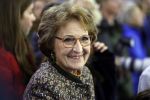 Heerenveen 24 maaart 2024
De hollandse 100 wordt dit jaar gereden in Thyalf . Aanwezig oa Prins Bernhard Prinses Annette Samuel v Vollenhoven Benjamin v Vollenhoven Prinses Margriet Mr Pieter v Vollenhoven Prins Maurits Lucas v Vollenhoven en  Prins Pieter Christiaan . Verder aanwezig Simon Keizer Bas Muijs (en vrouw) Marianne Timmer Benjamin Aslan Joy Beune Eduard Schaepman met zijn zoon en Rob Kamphues met vriendin.  Monique v Vollenhoven en Otto Klein