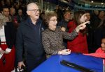 Heerenveen 24 maaart 2024
De hollandse 100 wordt dit jaar gereden in Thyalf . Aanwezig oa Prins Bernhard Prinses Annette Samuel v Vollenhoven Benjamin v Vollenhoven Prinses Margriet Mr Pieter v Vollenhoven Prins Maurits Lucas v Vollenhoven en  Prins Pieter Christiaan . Verder aanwezig Simon Keizer Bas Muijs (en vrouw) Marianne Timmer Benjamin Aslan Joy Beune Eduard Schaepman met zijn zoon en Rob Kamphues met vriendin.