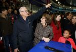 Heerenveen 24 maaart 2024
De hollandse 100 wordt dit jaar gereden in Thyalf . Aanwezig oa Prins Bernhard Prinses Annette Samuel v Vollenhoven Benjamin v Vollenhoven Prinses Margriet Mr Pieter v Vollenhoven Prins Maurits Lucas v Vollenhoven en  Prins Pieter Christiaan . Verder aanwezig Simon Keizer Bas Muijs (en vrouw) Marianne Timmer Benjamin Aslan Joy Beune Eduard Schaepman met zijn zoon en Rob Kamphues met vriendin.