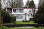 Amsterdam 13 maart 2024
Nieuwe huis Rico Verhoeven en Naomy v Beem in Amsterdam . Het ligt aan het water