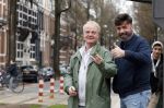 Amsterdam 26 maart 2024
Rob v Hulst met een kennis in Amsterdam zuid.