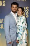Amsterdam 4 maart 2024
Premiere Buenas Chicas in Tuschinski met oa Susan radder Noel v Kleef Britt Scholte Thijs Boermans Juvat westendorp Robin FringsFelice Poppeliers en Christina Zaragoza. Robin Frings met vriendin en familie