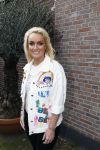 Amsterdam 19 maart 2024
Boekpresentatie Angelique Woudenberg in restaurant Breda. Samantha Steenwijk met partner