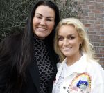 Amsterdam 19 maart 2024
Boekpresentatie Angelique Woudenberg in restaurant Breda. Samantha Steenwijk met partner