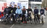 Heerenveen 24 maaart 2024
De hollandse 100 wordt dit jaar gereden in Thyalf . Aanwezig oa Prins Bernhard Prinses Annette Samuel v Vollenhoven Benjamin v Vollenhoven Prinses Margriet Mr Pieter v Vollenhoven Prins Maurits Lucas v Vollenhoven en  Prins Pieter Christiaan . Verder aanwezig Simon Keizer Bas Muijs (en vrouw) Marianne Timmer Benjamin Aslan Joy Beune Eduard Schaepman met zijn zoon en Rob Kamphues met vriendin.