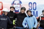 Heerenveen 24 maaart 2024
De hollandse 100 wordt dit jaar gereden in Thyalf . Aanwezig oa Prins Bernhard Prinses Annette Samuel v Vollenhoven Benjamin v Vollenhoven Prinses Margriet Mr Pieter v Vollenhoven Prins Maurits Lucas v Vollenhoven en  Prins Pieter Christiaan . Verder aanwezig Simon Keizer Bas Muijs (en vrouw) Marianne Timmer Benjamin Aslan Joy Beune Eduard Schaepman met zijn zoon en Rob Kamphues met vriendin.