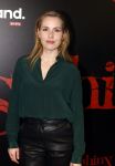 Amsterdam 18 maart 2024
Premiere Spinx in Pathe Tuschinski met in de cast oa Andrea Vass Benja Bruijning Chardonnay Rillen Delilah Warcup v Eyck Eva v Heijningen Marvcel Hensema Rami Kooti Arab Rifka Lodeizen Sallie Harmsen en Sil v d Zwan. Sanne Langelaar