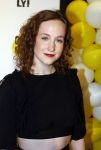 Den Bosch 23 maart 2024
Premiere ver van je bed in theater de Parade. Sem Gerritsma met ...