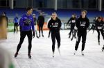 Heerenveen 24 maaart 2024
De hollandse 100 wordt dit jaar gereden in Thyalf . Aanwezig oa Prins Bernhard Prinses Annette Samuel v Vollenhoven Benjamin v Vollenhoven Prinses Margriet Mr Pieter v Vollenhoven Prins Maurits Lucas v Vollenhoven en  Prins Pieter Christiaan . Verder aanwezig Simon Keizer Bas Muijs (en vrouw) Marianne Timmer Benjamin Aslan Joy Beune Eduard Schaepman met zijn zoon en Rob Kamphues met vriendin.