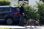 Zuiderwoude 4 maart 2024
Thijs Romer laat zijn hond uit.