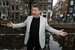 Amsterdam 21 maart 2024
Cd presentatie Billy Dans in de Jordaan. Wolter Kroes kwam met zijn vrouw