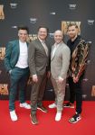 Amsterdam 29 maart 2026
Premiere we will rock you in het deLaMar theater . Albert Verlinde  Bram Verhaak Jaco Kaasschieten en Huub v d Heuvel kwamen met hun partners