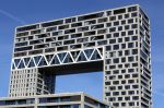 Amsterdam 18 maart 2026
Antoon brengt pakketje weg . Hij parkeert op een invalide plek in de jordaan . Hij woont daar in een nieuw appartement in Pontsteiger.