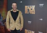 Amsterdam 29 maart 2026
Premiere we will rock you in het deLaMar theater . Barry Paf met zijn kapper