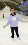 Zoetermeer 6 maart 2026
Bas Smit tijdens de opnames voor een promovideo in SnowWorld. De BN'er kondigde samen met Wolter Kroes en Wilfred Genee een nieuw evenement aan in de Brabanthallen met de naam Apres ski reunie .