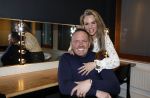 Amsterdam 27 maart 2026
Frank v Etten en zijn vrouw Melanie in de kleedkamer voor zijn concert in AFAS Live.