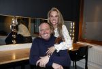 Amsterdam 27 maart 2026
Frank v Etten en zijn vrouw Melanie in de kleedkamer voor zijn concert in AFAS Live.