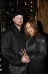 Amsterdam 27 maart 2026
Hans Klok kondigt Glennis Grace aan . Glennis gaat het komende jaar wekelijks optreden in the Harbour Club . Glennis met haar vriend Eddy Reijner
