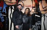 Amsterdam 27 maart 2026
Hans Klok kondigt Glennis Grace aan . Glennis gaat het komende jaar wekelijks optreden in the Harbour Club . Glennis met haar vriend Eddy Reijner