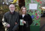 Amsterdam 1 maart 2026
Presentatie boek Lies Visschedijk bij de botanische tuin . Hans Dorrestijn reikte het eerste exemplaar uit .