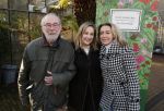 Amsterdam 1 maart 2026
Presentatie boek Lies Visschedijk bij de botanische tuin . Hans Dorrestijn reikte het eerste exemplaar uit . Hans Dorrestijn met zijn PA Daniela Titocci
